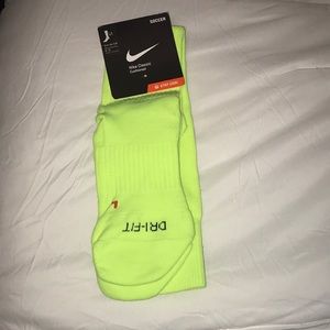 NIKE NEON YELLOW SOCCER SOCKS ADULT
